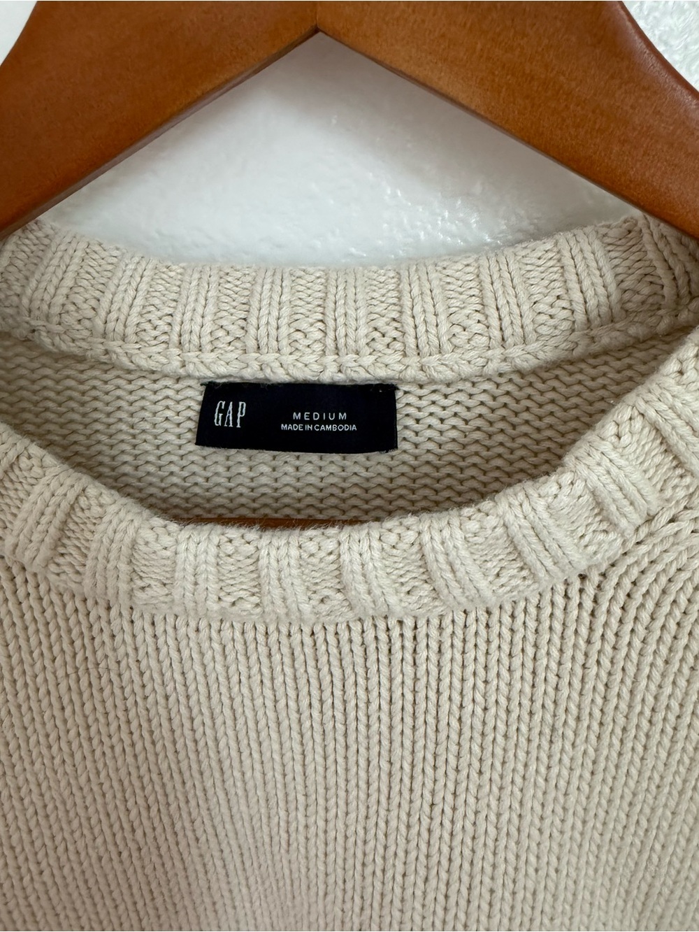 GAP Women's Neutral Beige Crewneck Sweater - Picture 3 of 5